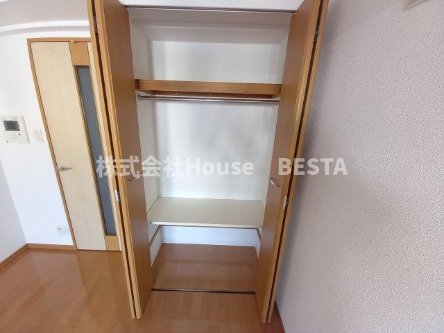 プレサンス神戸駅前グランツの収納