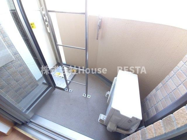 プレサンス神戸駅前グランツのバルコニー