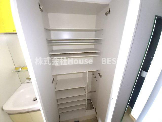 プレサンス神戸駅前グランツの収納