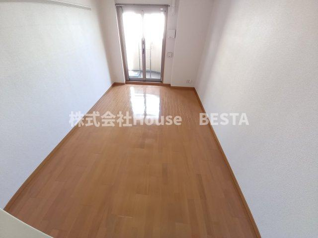 プレサンス神戸駅前グランツの居間・リビング