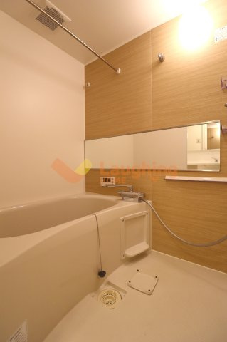 コンフォートプラスの浴室|落ち着いた空間のお風呂です