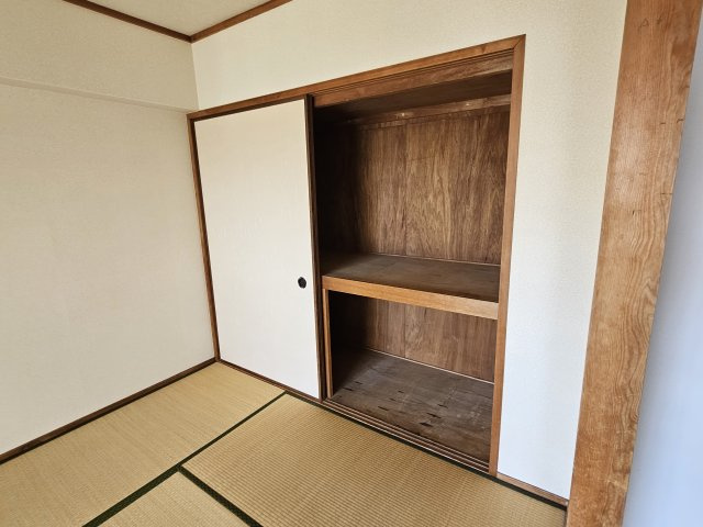 ベネフィス魚住Ⅱの収納