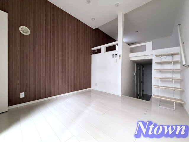 【居間・リビング】 | フィールグッド新栄 | おしゃれな居間です