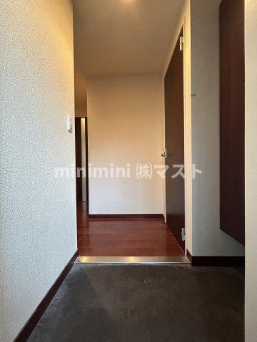 プランドール江戸堀の玄関