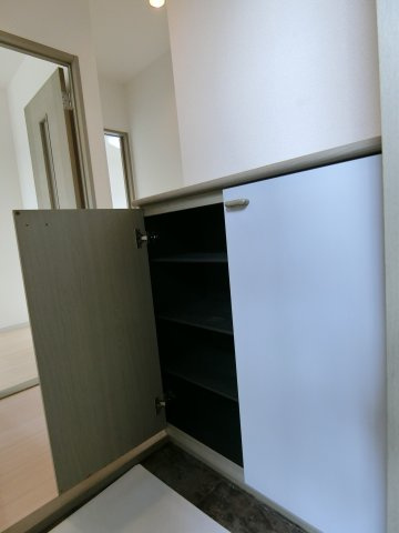 エスポワール松本B棟の収納