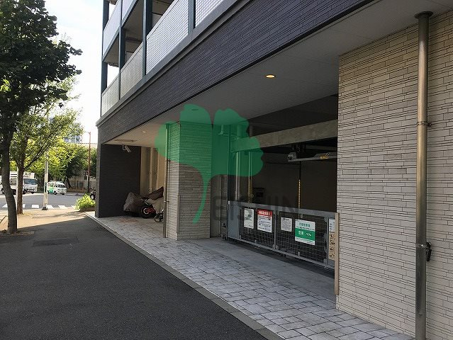 エンクレスト天神STAGE（エンクレスト天神ステージ）の駐車場