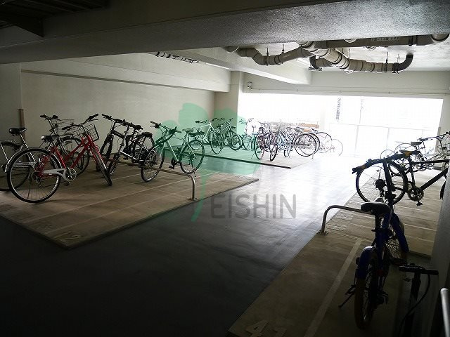 パークレジデンシャル博多の駐車場