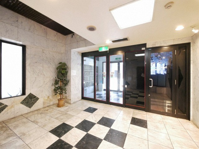 スリーデイズ新大阪のロビー