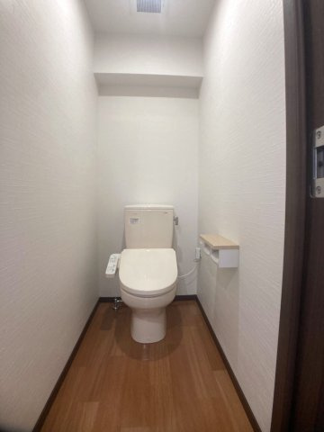 Casa　La　Eterna（カサ　ラ　エテルナ）のトイレ