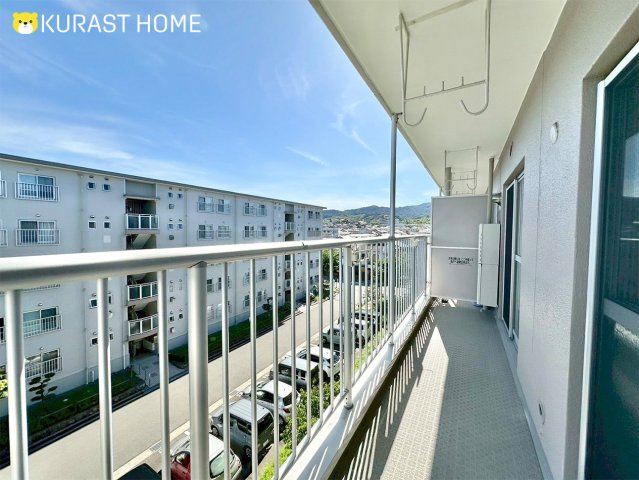 長岡天神ハイツ10棟　4階のバルコニー