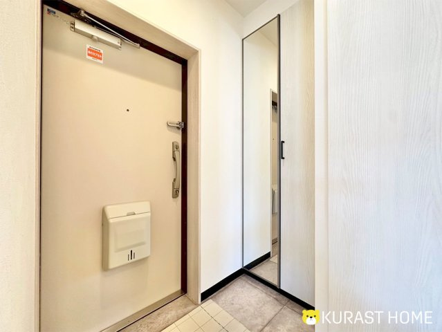 長岡天神ハイツ10棟　4階の玄関