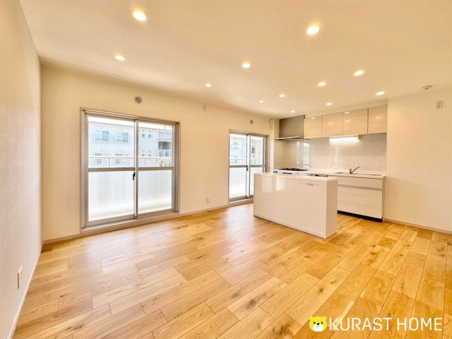 長岡天神ハイツ10棟　4階の居間・リビング