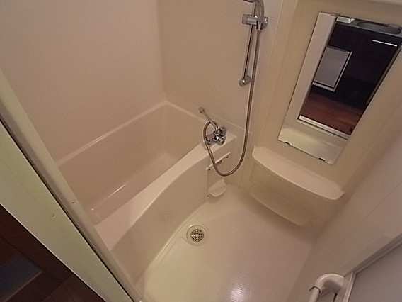 エステムコート三宮ＥＡＳＴポルトマーレの浴室