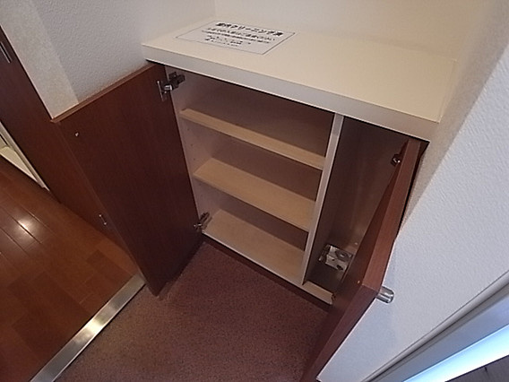 エステムコート三宮ＥＡＳＴポルトマーレの玄関