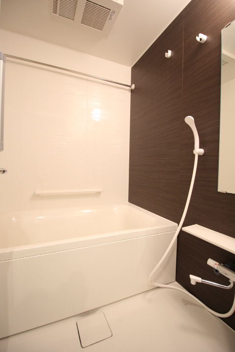 大阪市都島区都島南通１丁目の賃貸マンションの浴室