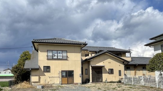 藤岡市下大塚　店舗併用住宅の外観