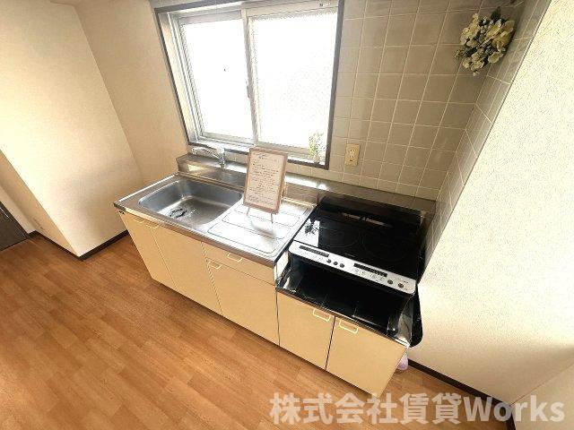 エグゼ古川のキッチン|お料理しやすいキッチンです