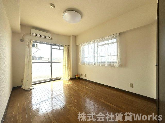 エグゼ古川の居間・リビング|おしゃれな居間です