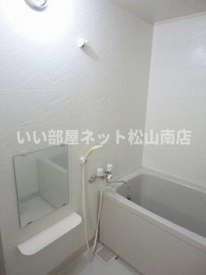 【浴室】 | エルディム畑寺