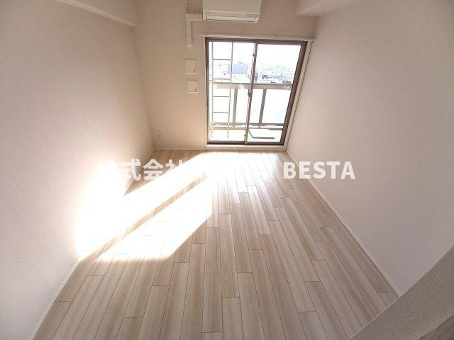 ワールドアイ神戸ハーバーランドの洋室