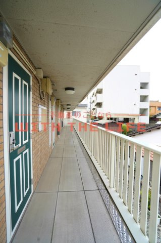 コートクレール【10，000円キャッシュバック対象物件】のロビー|落ち着いたロビーです