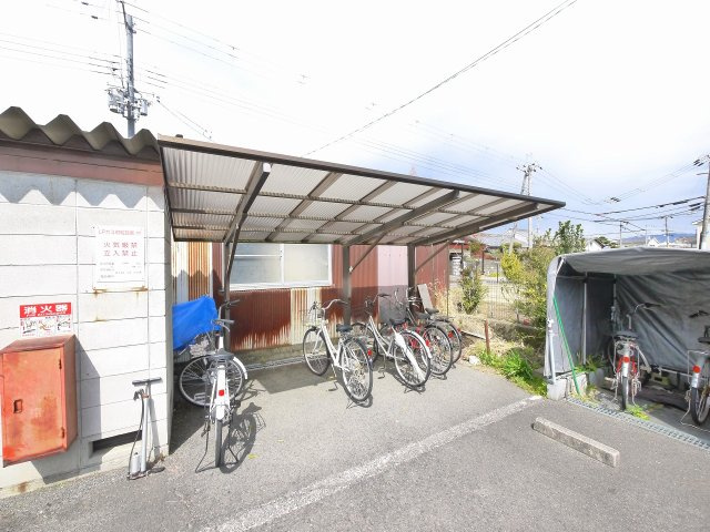ロイヤルハイツしきのその他共用部分|駐輪場