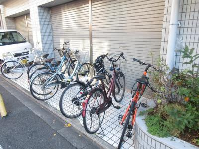 シャトー御池の駐車場|駐輪場