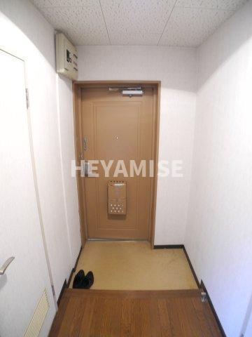 エステート辻の玄関|※同物件同間取り別部屋の写真です※