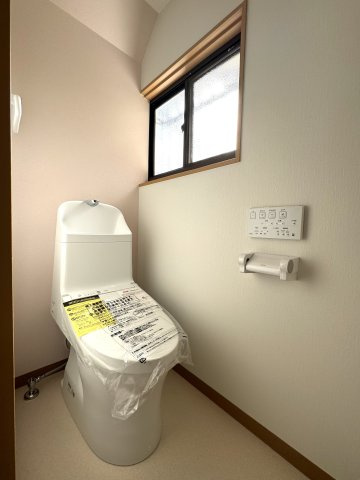 高知市神田のトイレ|新品に交換しています。