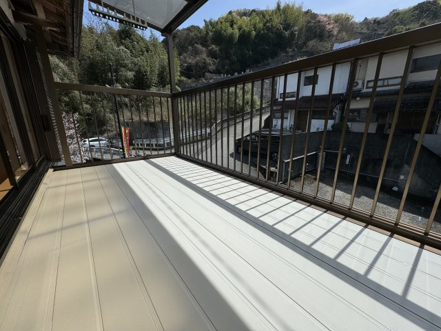 高知市神田のバルコニー