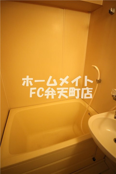  | ガーデン弁天町 | お風呂です
