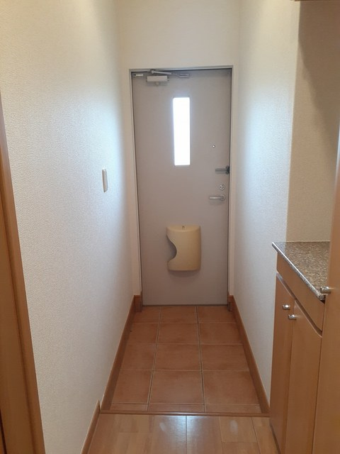サン　ジェモーの玄関