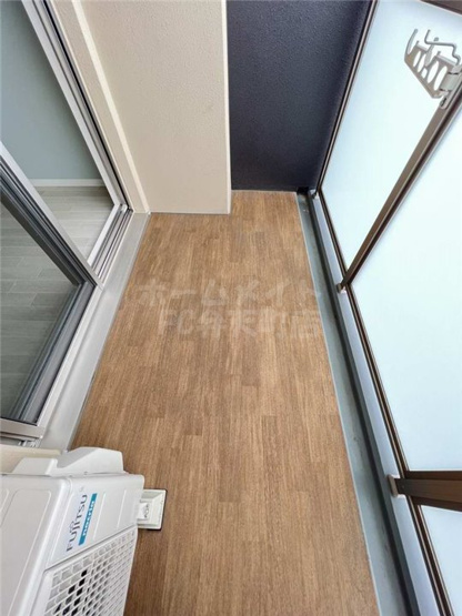 【バルコニー】 | エグゼ弁天町 | バルコニー付きです