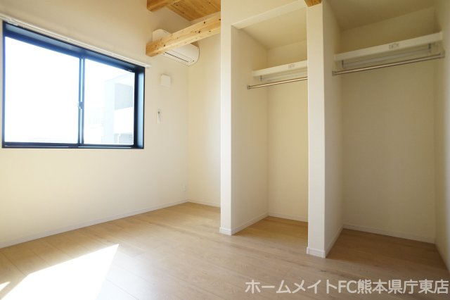ルー・クロ の洋室
