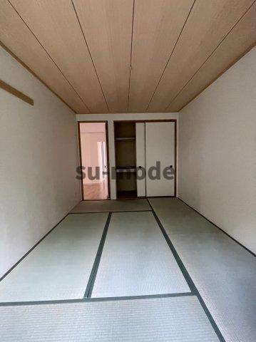 モンテサイドハイツB棟の寝室