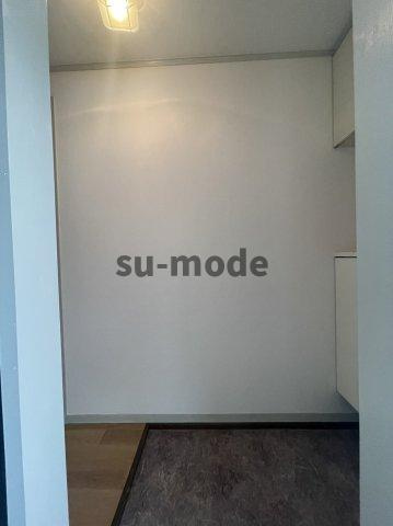 モンテサイドハイツB棟の玄関