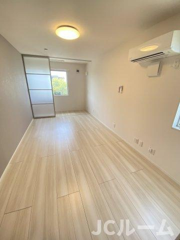 ヴィラ ラピスラズリの居間・リビング