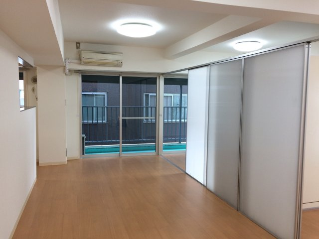 アールスリー川越の居間・リビング