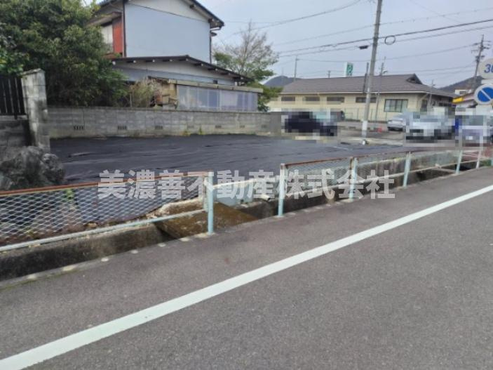 ６２４７４　岐阜市福光東土地の前面道路含む現地写真
