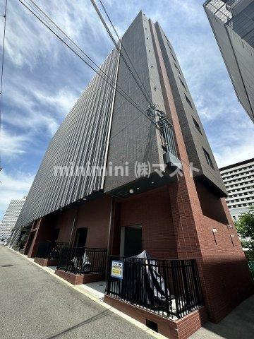 ファーストフィオーレ阿波座アクアの外観