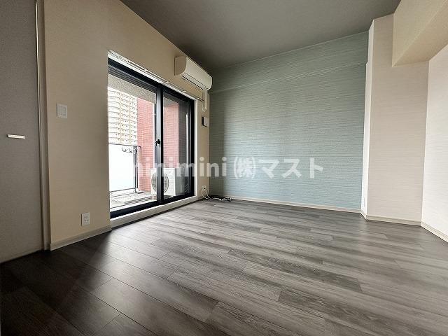 ファーストフィオーレ阿波座アクアの居間・リビング