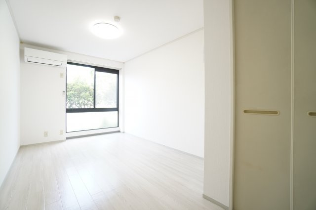 【洋室】 | 東亜ハーモニー蘇我 | ※同物件、同タイプの写真です。