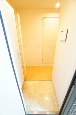 【玄関】 | PARK HILLS MIYAKO A | ※同物件・反転タイプの写真です。