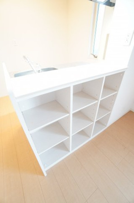 【収納】 | PARK HILLS MIYAKO A | ※同物件・反転タイプの写真です。
