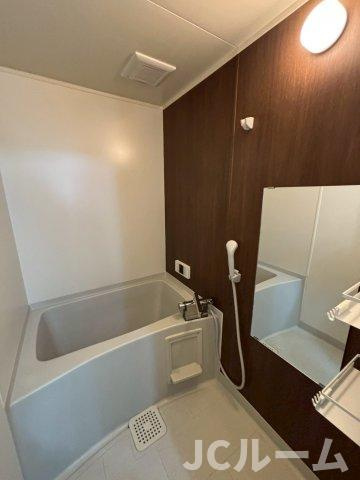 ロイヤルガーデン子安 Aの浴室