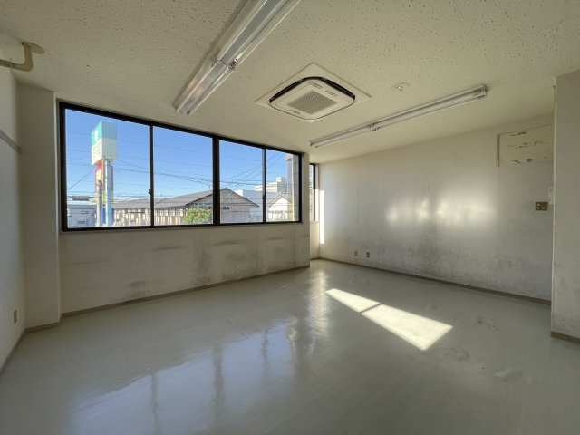 城北ビルの内装|2F