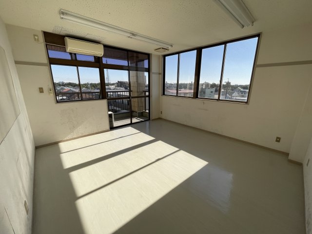 城北ビルの内装|4F