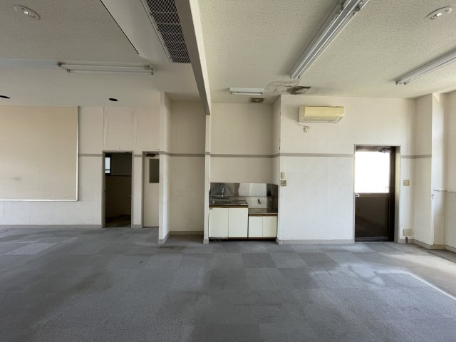 城北ビルの内装|1F