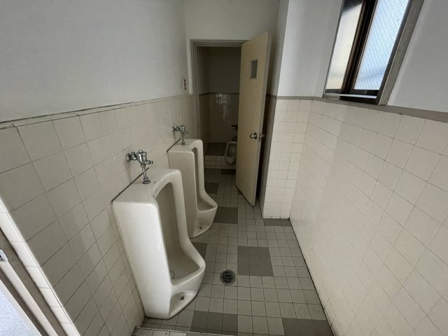 城北ビルのトイレ|1F 男性用トイレ