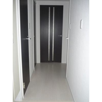 【玄関】 | ロワイヤルM福岡空港ステーション